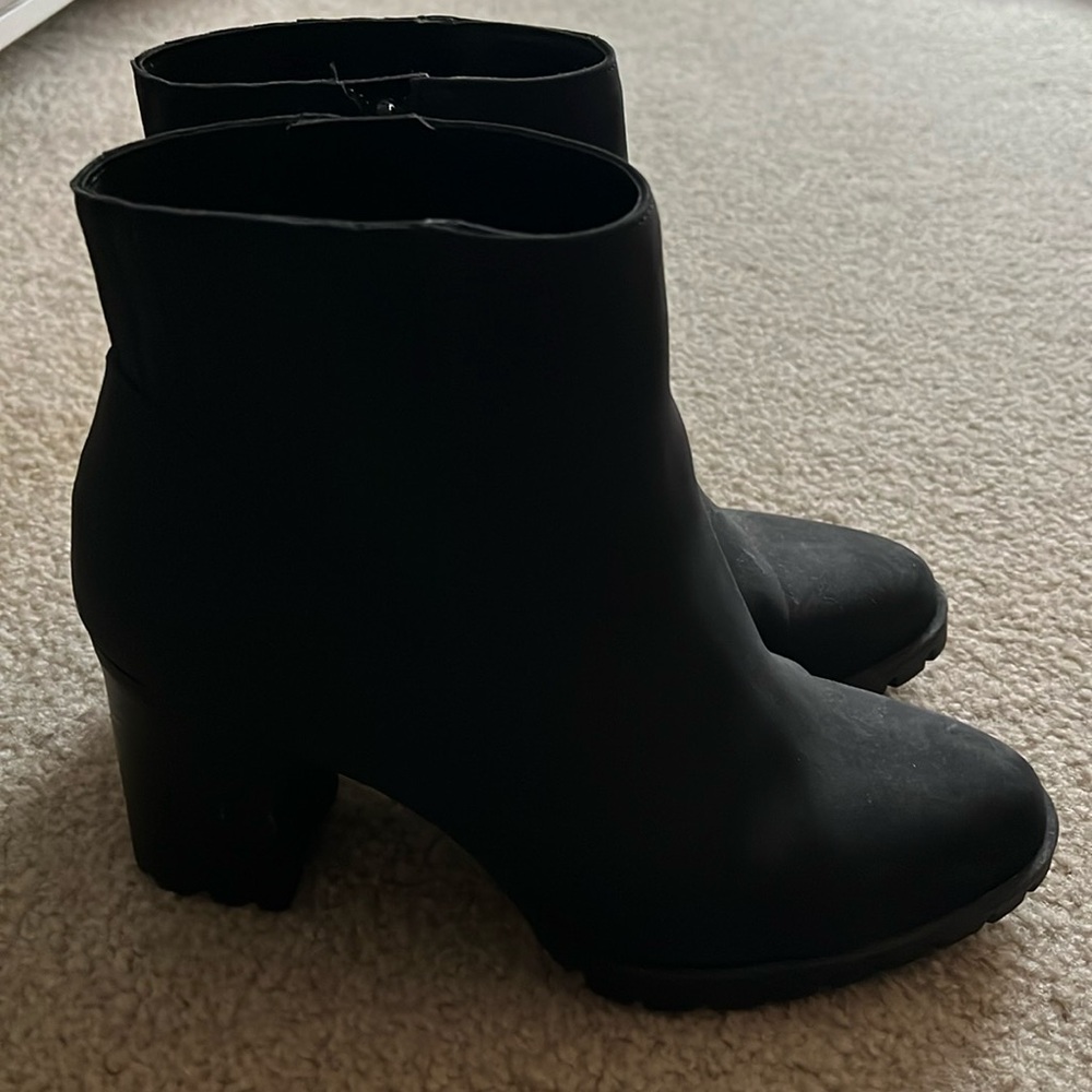 Kelly & Katie boots
